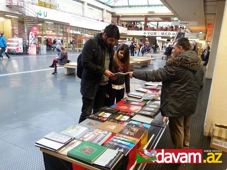 Azərbaycan və türk diasporu Almaniyada Xocalı aksiyası keçirir