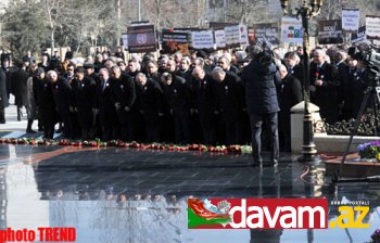 Bakıda Xocalı soyqırımının 20-ci ildönümü ilə bağlı xalq yürüşü olub (FOTO)