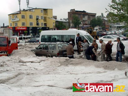 Ərzuruma güclü yağış və dolu yağıb