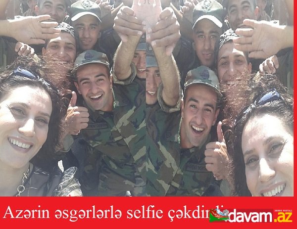 Azərin əsgərlərlə selfie çəkdirdi