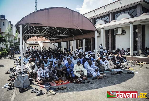 Nigeriyada məscidə bombalı hücum: 53 ölü