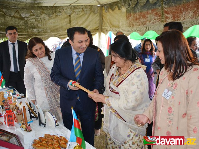 Azərbaycanın Pakistandakı səfirliyi İslamabadda təşkil olunmuş xeyriyyə bazarında iştirak edib.