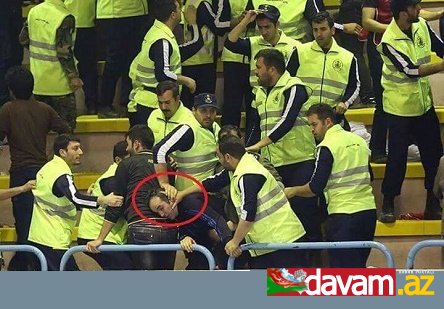 Polisin amansız hücumuna qarşı etirazlar davam edir