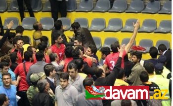 Tehran polisinin Urmiyalı voleybol tərəfdarlarını döyməsinə kəskin reaksiyalar verilir (foto)