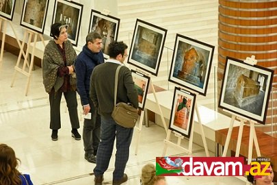 Fotomüxbir Orxan Əzimin Nəsiminin Suriyadakı məqbərəsi ilə bağlı sərgisi açılıb