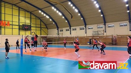 Qadın voleybolçularımız lisenziya xarakterli təsnifat turnirinə Polşada hazırlaşır