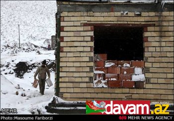 Güney Azərbaycanda zəlzələ olan bölgədə qarın yağması ciddi problemlaər yaradıb(Foto reportaj)