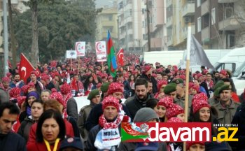 Türk dərnəyi Sarıqamışda Azərbaycan bayrağı ilə yürüş etdi 